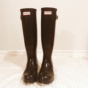 Hunter Boots Size 7 - Black